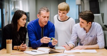 Apple: opportunità di lavoro in Italia Apple_Lavora_con_noi