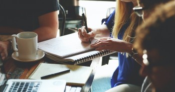 Webinar Aperitivo letterario organizzato dall’Università IUL pexels-startup-stock-photos-7096