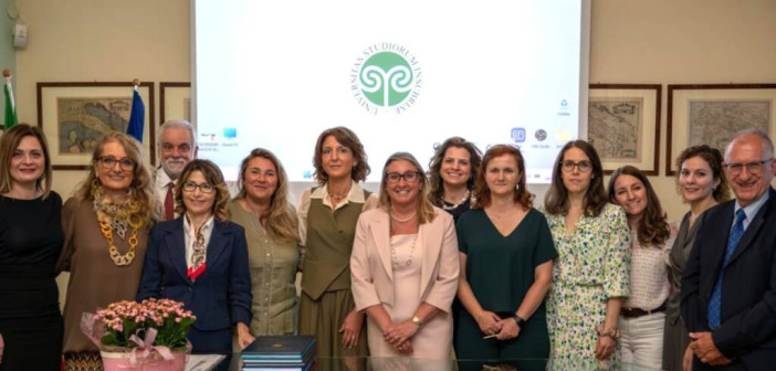 Dieci nuovi esperti nella cura del tumore della mammella diplomati al Master in Senologia dell’Insubria diretto da Francesca Rovera